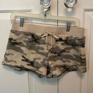 Pj salvage shorts - small